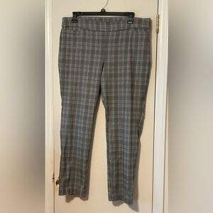 Kim Rogers Black and White Plaid Pull-up Pants.  Size 18W